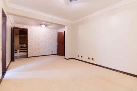 Apartamento à venda com 300m², 4 quartos e 4 vagasSuíte 1