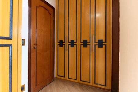 Apartamento à venda com 300m², 4 quartos e 4 vagasSuíte 2