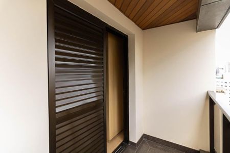 Apartamento à venda com 300m², 4 quartos e 4 vagasVaranda do Closet da Suíte 1