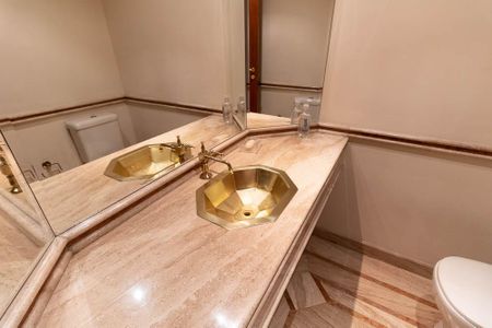 Apartamento à venda com 300m², 4 quartos e 4 vagasLavabo