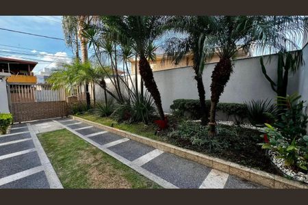 Apartamento à venda com 176m², 4 quartos e 2 vagas Apartamento à venda com 176m², 4 quartos e 2 vagasÁrea comum