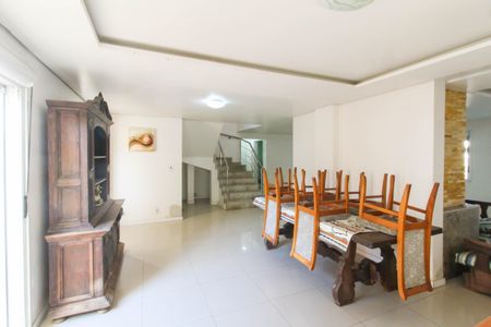 Sala 1 de casa para alugar com 8 quartos, 550m² em Estância Velha, Canoas