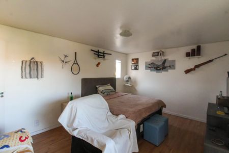 Casa à venda com 550m², 8 quartos e 6 vagasSuíte 5