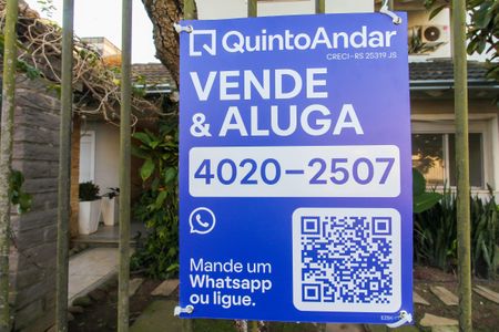 Casa à venda com 550m², 8 quartos e 6 vagasPlaca