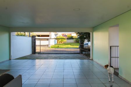 Casa à venda com 550m², 8 quartos e 6 vagasÁrea externa