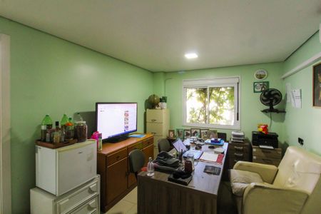 Casa à venda com 550m², 8 quartos e 6 vagasQuarto 1