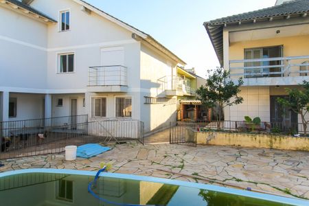 Casa à venda com 550m², 8 quartos e 6 vagasÁrea externa