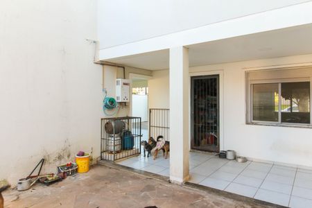 Casa à venda com 550m², 8 quartos e 6 vagasÁrea externa