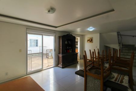 Casa à venda com 550m², 8 quartos e 6 vagasSala 1