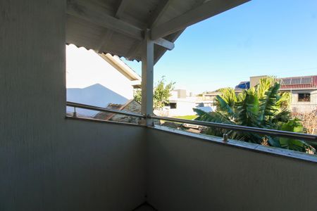 Casa à venda com 550m², 8 quartos e 6 vagasVista do Quarto 3