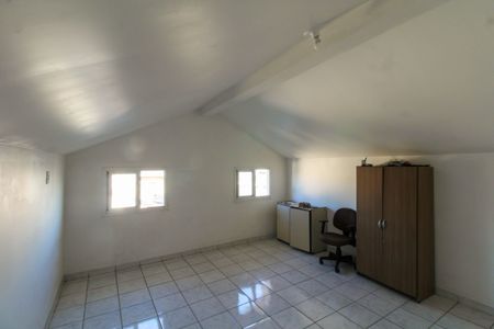 Casa à venda com 550m², 8 quartos e 6 vagasQuarto 6