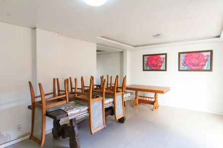 Casa à venda com 550m², 8 quartos e 6 vagasSala 1