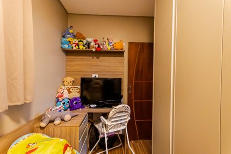 Apartamento à venda com 120m², 3 quartos e 2 vagas Apartamento à venda com 120m², 3 quartos e 2 vagasQuarto 2