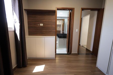 Apartamento à venda com 120m², 3 quartos e 2 vagas Apartamento à venda com 120m², 3 quartos e 2 vagasSuíte