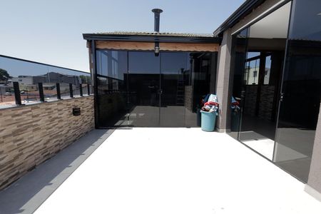 Apartamento à venda com 120m², 3 quartos e 2 vagas Apartamento à venda com 120m², 3 quartos e 2 vagasCobertura