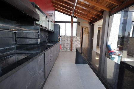 Apartamento à venda com 120m², 3 quartos e 2 vagas Apartamento à venda com 120m², 3 quartos e 2 vagasCobertura