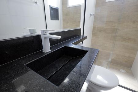 Apartamento à venda com 120m², 3 quartos e 2 vagas Apartamento à venda com 120m², 3 quartos e 2 vagasBanheiro Social