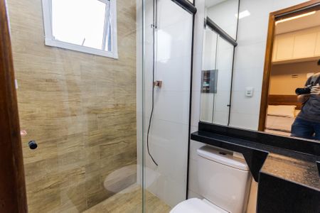 Apartamento à venda com 120m², 3 quartos e 2 vagas Apartamento à venda com 120m², 3 quartos e 2 vagasBanheiro da Suíte