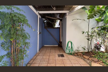 Casa à venda com 230m², 5 quartos e 2 vagasGaragem