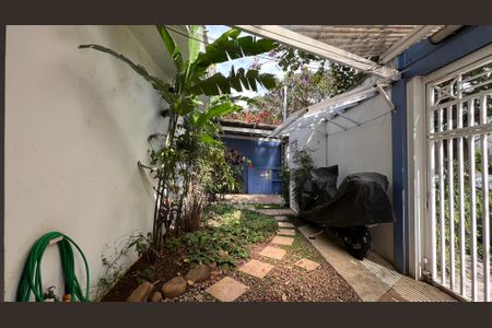 Casa à venda com 230m², 5 quartos e 2 vagasGaragem