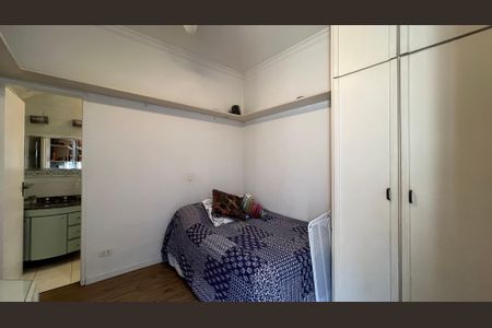 Casa à venda com 230m², 5 quartos e 2 vagasSuíte 1