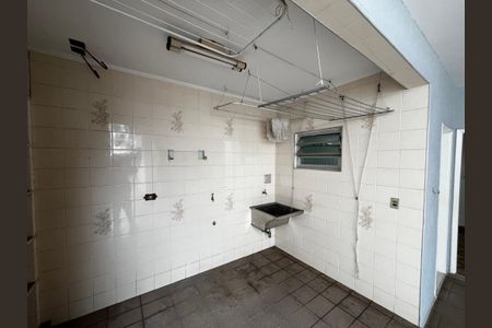 Casa para alugar com 250m², 2 quartos e 6 vagasLavanderia