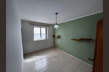 Casa para alugar com 250m², 2 quartos e 6 vagasQuarto 2