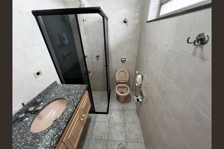 Casa para alugar com 250m², 2 quartos e 6 vagasBanheiro