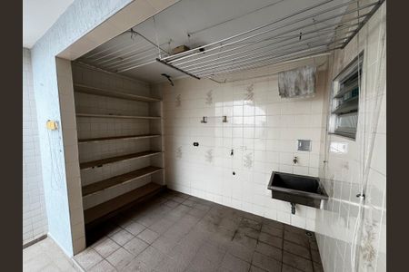 Casa para alugar com 250m², 2 quartos e 6 vagasLavanderia