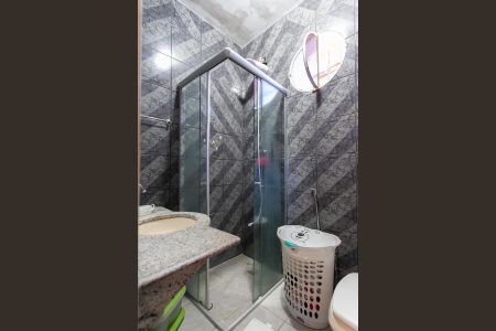 Casa para alugar com 387m², 4 quartos e 3 vagas Casa para alugar com 387m², 4 quartos e 3 vagasBanheiro da Suíte 3