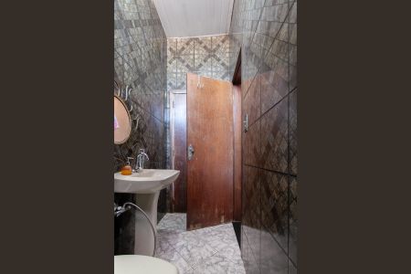 Casa para alugar com 387m², 4 quartos e 3 vagas Casa para alugar com 387m², 4 quartos e 3 vagasBanheiro da Suíte 4