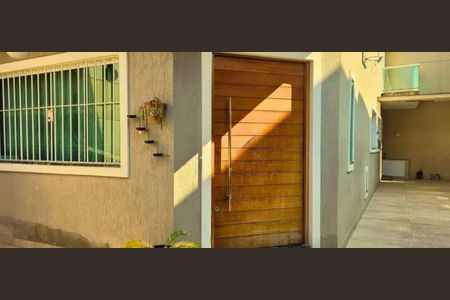 Casa à venda com 200m², 3 quartos e 7 vagas