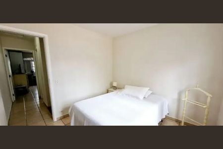 Casa à venda com 250m², 2 quartos e 1 vagaQuarto