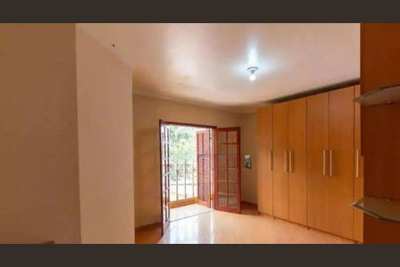 Casa à venda com 230m², 3 quartos e 4 vagasQuarto