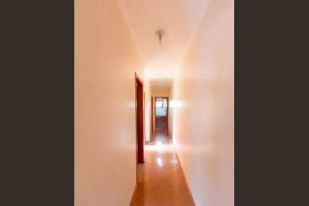 Corredor de casa à venda com 3 quartos, 230m² em Cidade Patriarca, São Paulo