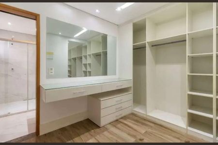 Casa à venda com 200m², 2 quartos e 3 vagasQuarto