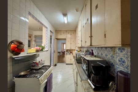 Apartamento à venda com 133m², 2 quartos e 1 vagaCozinha