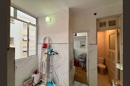 Apartamento à venda com 133m², 2 quartos e 1 vagaÁrea de serviço