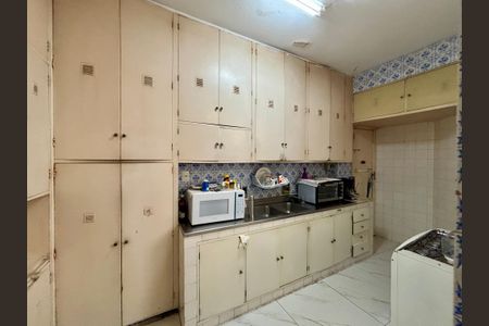 Apartamento à venda com 133m², 2 quartos e 1 vagaCozinha