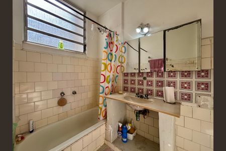 Apartamento à venda com 133m², 2 quartos e 1 vagaBanheiro social