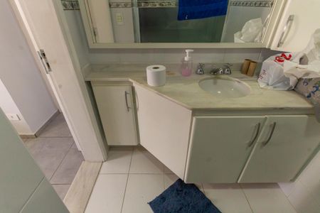 Apartamento à venda com 80m², 3 quartos e 2 vagasBanheiro da Suíte