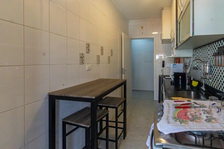Apartamento à venda com 80m², 3 quartos e 2 vagasCozinha