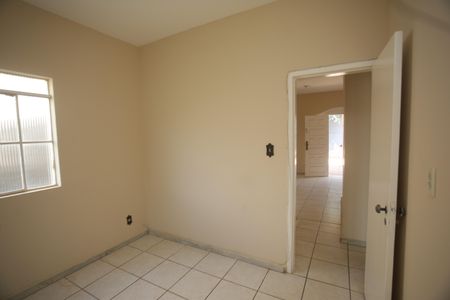 Casa à venda com 720m², 4 quartos e 2 vagasSuite