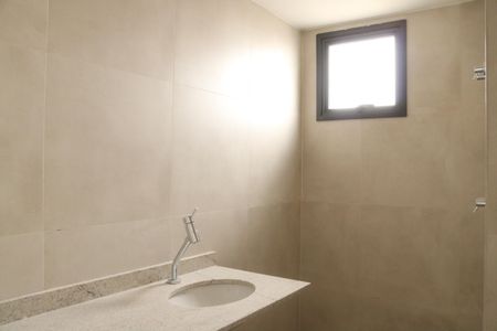 Apartamento à venda com 140m², 3 quartos e 2 vagasBanheiro da Suíte 1