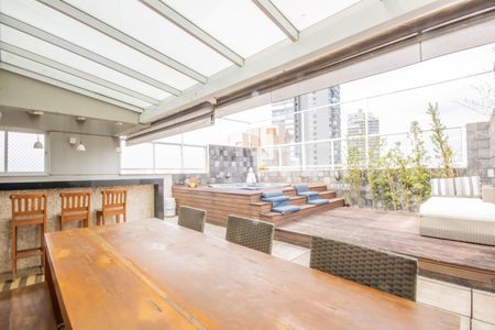 Apartamento à venda com 250m², 3 quartos e 3 vagasTerraço