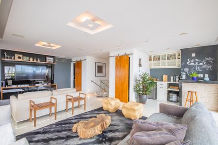 Apartamento à venda com 250m², 3 quartos e 3 vagasSala 2