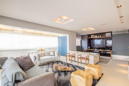 Apartamento à venda com 250m², 3 quartos e 3 vagasSala 2