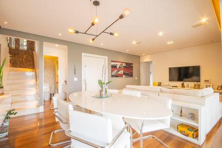 Apartamento à venda com 250m², 3 quartos e 3 vagasSala 1