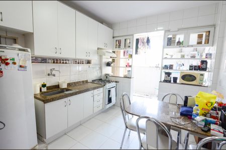 Apartamento à venda com 116m², 3 quartos e 2 vagasCozinha