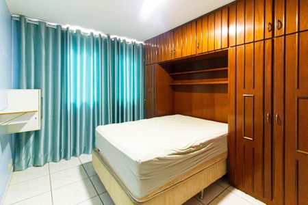 Apartamento à venda com 65m², 2 quartos e 1 vagaQuarto 2